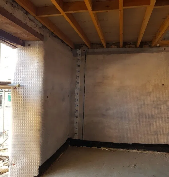 damp protection on walls