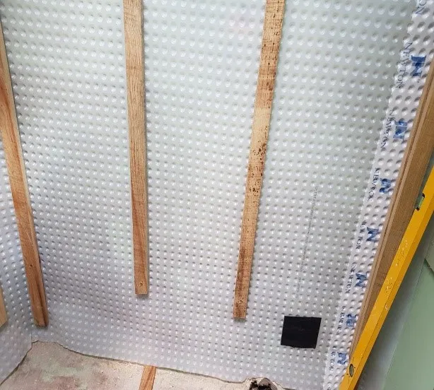 a wall being lined